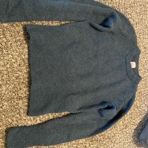 H&M cozy sweater in XS!